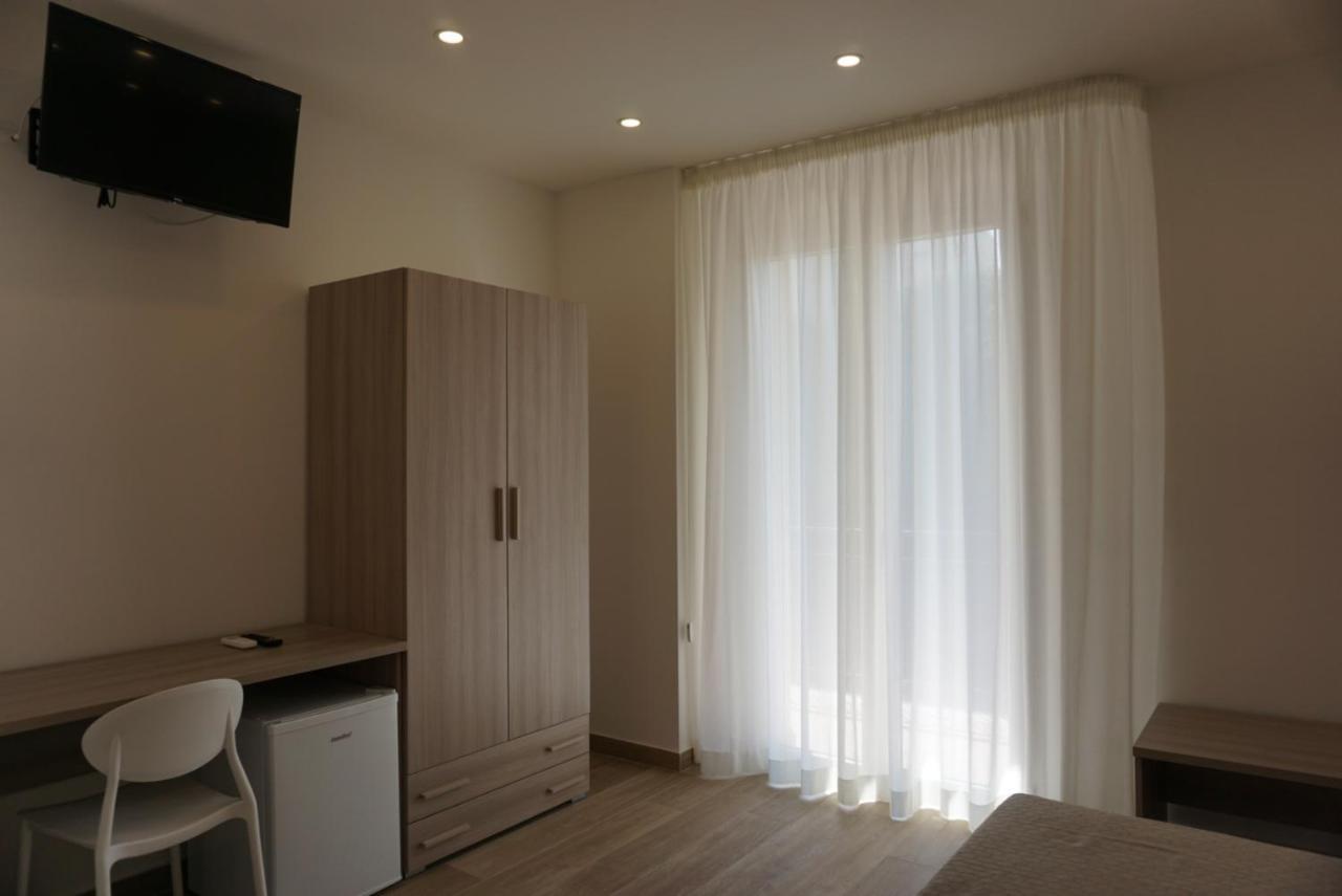 Azzisa Holidays Suite Palermo Exterior foto